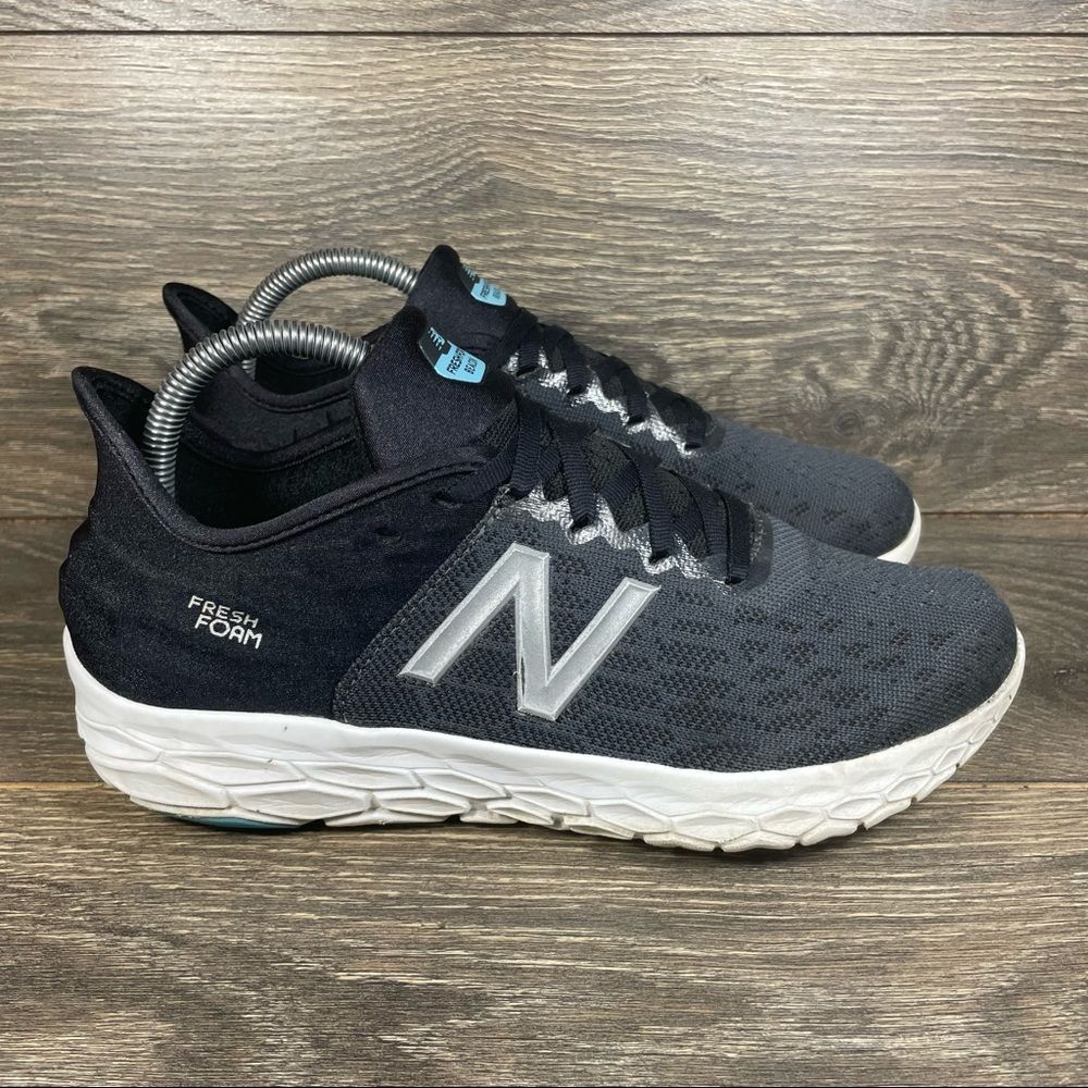 New Balance Women's Size 9 Fresh Foam Beacon V2 Bl